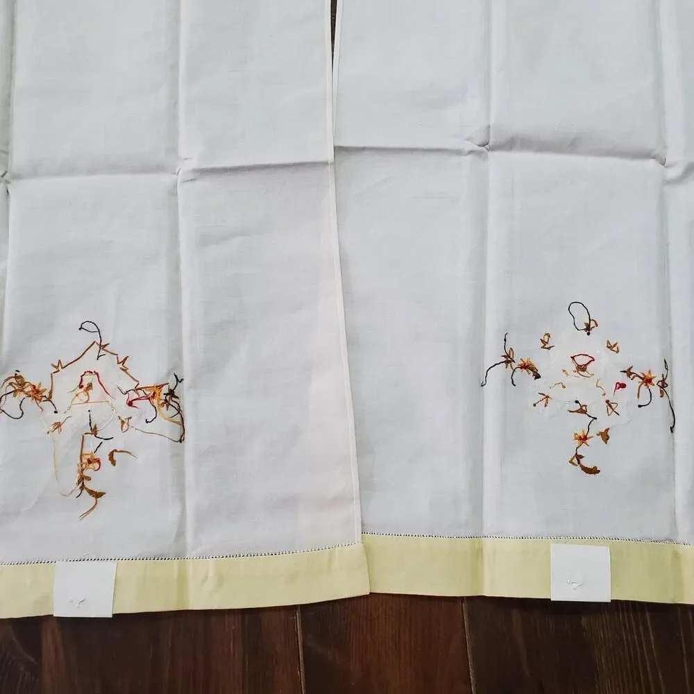 Vintage Guest Towels 2 Hand Tea Appliqué Gold Brown Flower Yellow  12x22
